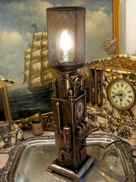 oryginalny prezent lampa w stylu steampunk z zegarem