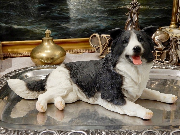 urocza figurka psa z porcelany Border collie