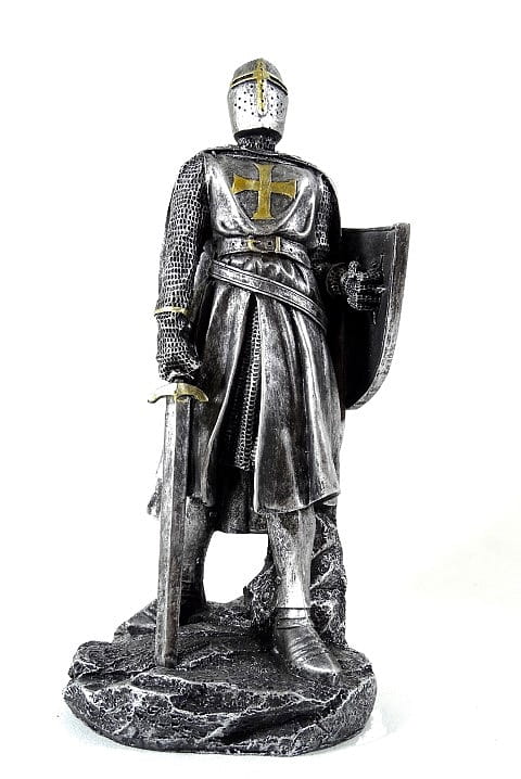 figurka rycerz templariusz z mieczem i tarczą