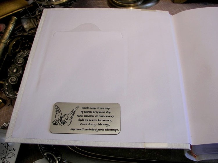 ALBUM-UNIWERSALNY-KOMUNIA-SLUB-CHRZEST-18-GRAWER-Format-zdjec-9x13.jpg