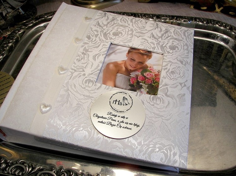album do zdjęć z grawerunkiem