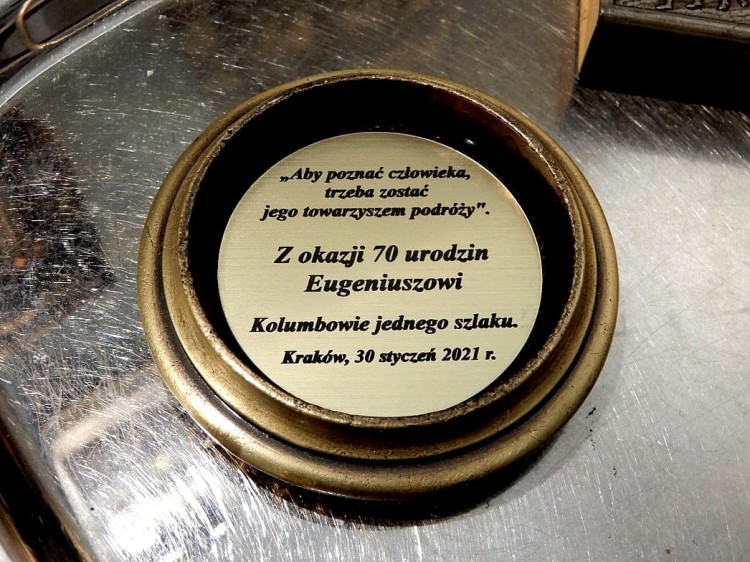 kompas z dedykacja grawerowaną