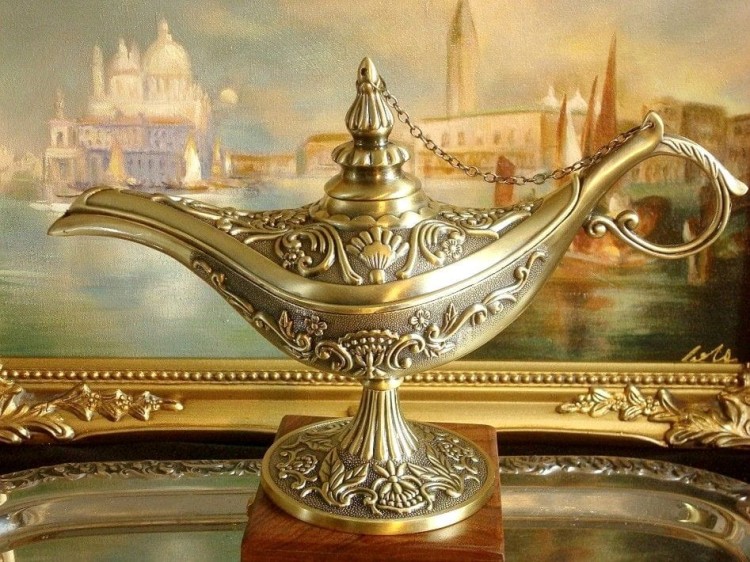 Złoty kaganek oliwny pomysł na prezent