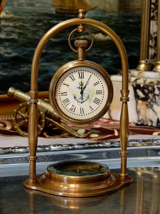 kompas wiktoriański z zegarkiem kieszonkowym