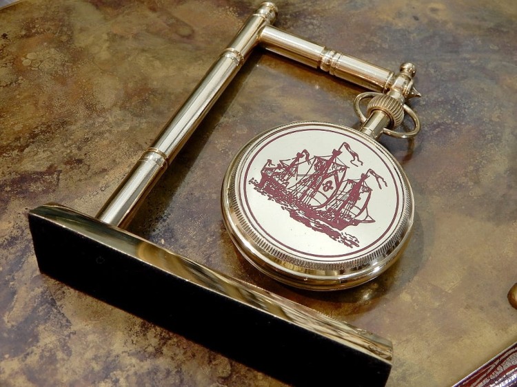 prezent dla przyjaciela żeglarza zegarek