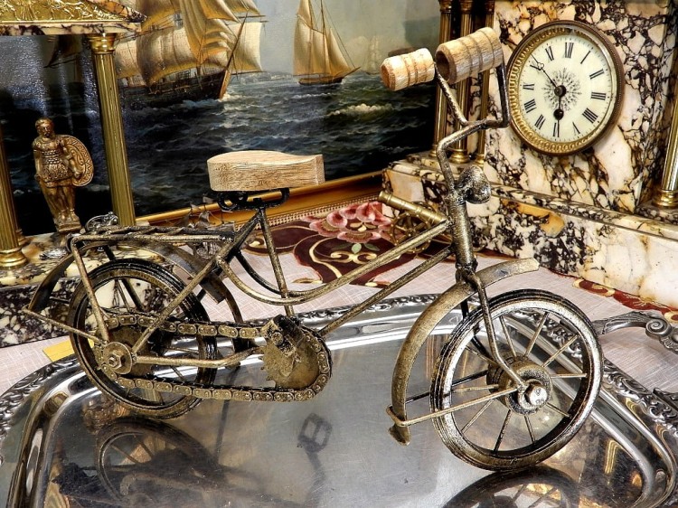 piękny model roweru retro na prezent