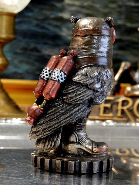 sowa lotnik w stylu steampunk