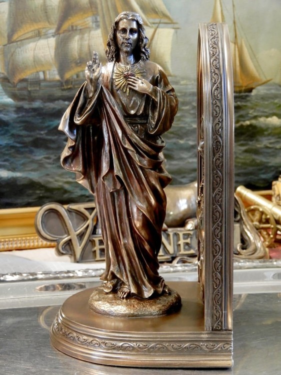 Boskie Serce bookend dla proboszcza
