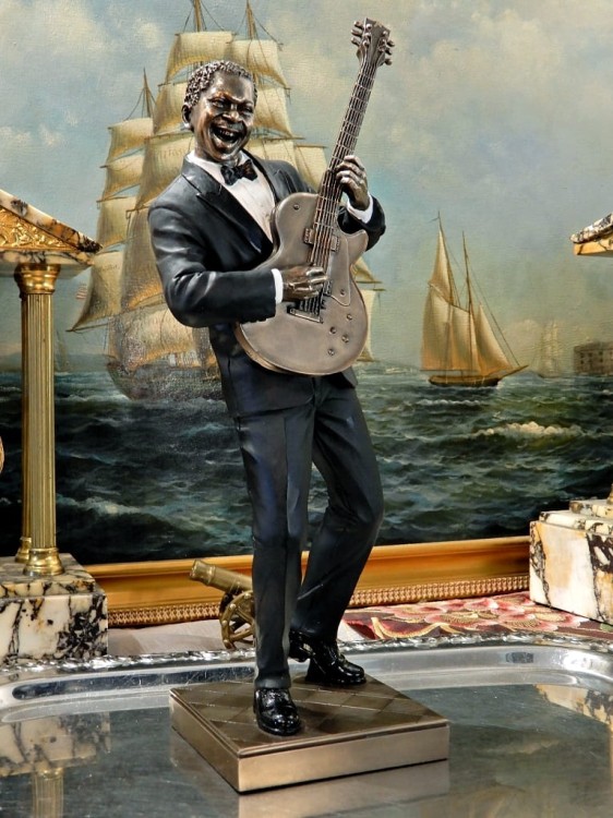 Gitarzysta figurka na prezent