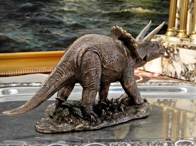 dinozaur figurka Veronese
