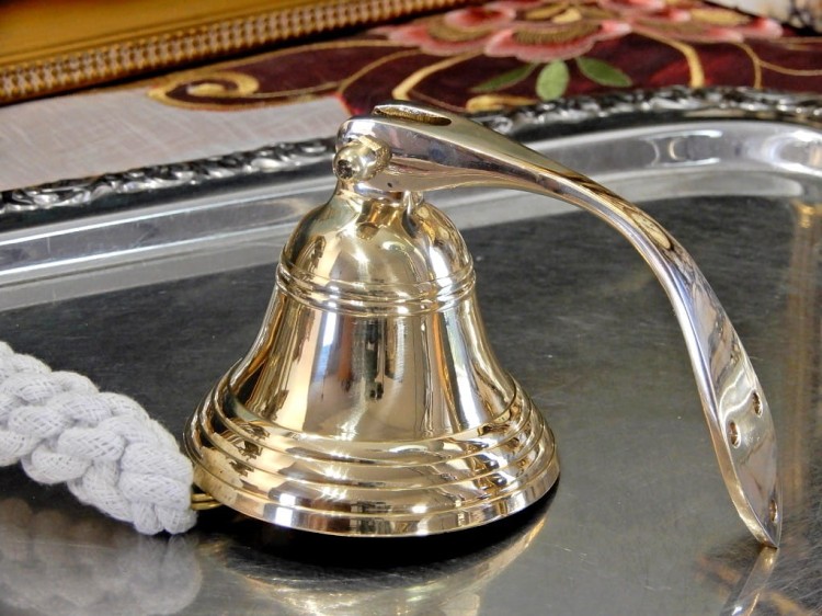 dzwonek dla kapitana