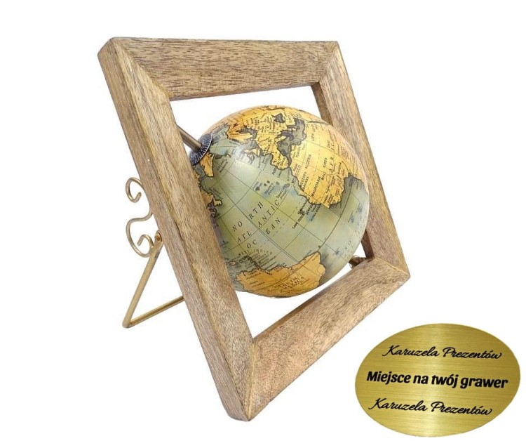 globus w ramie z drewna