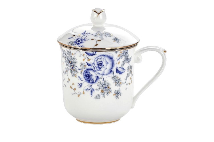 piękny kubek z motywem kwiatowym i pokrywką