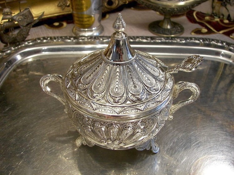 prezent urodzinowy cukiernica w orientalnym stylu