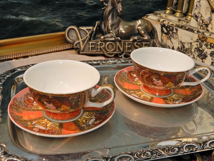 porcelanowe filiżanki secesja A Mucha Jesień