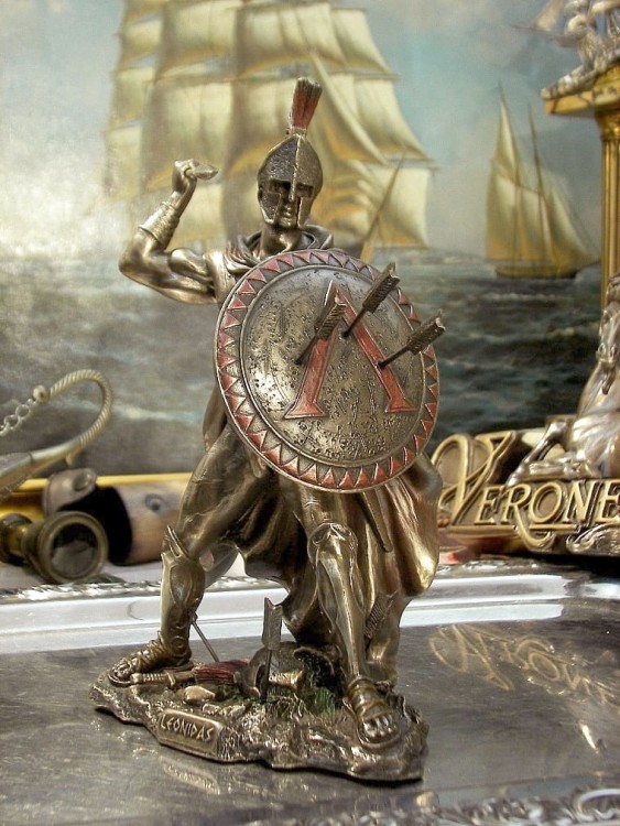 Leonidas-Termopile-wodz-trzystu.jpg