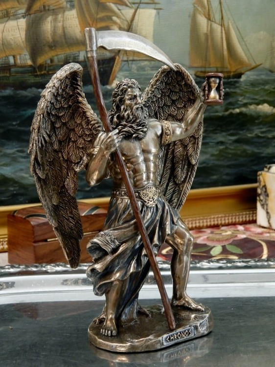 Chronos piękna figurka na prezent