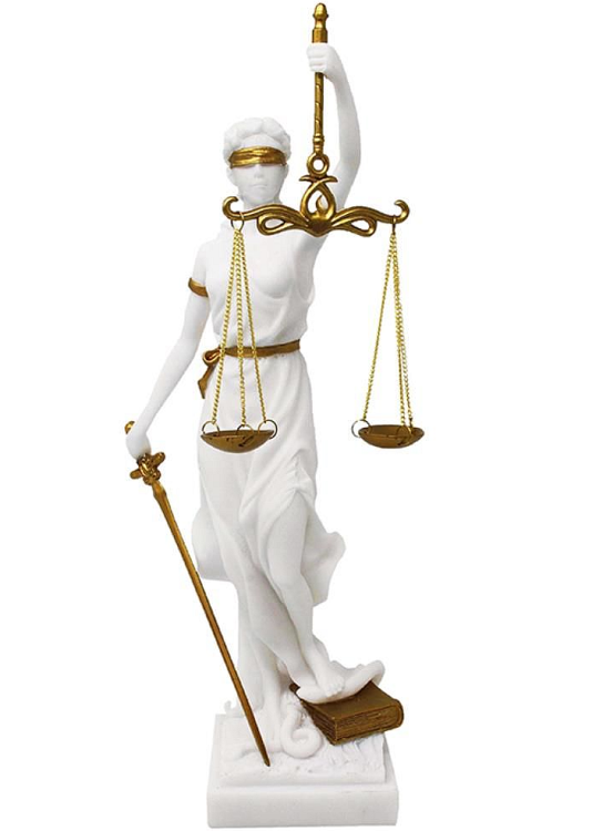 biała temida dekoracja gabinetu