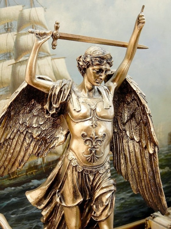 archanioł Michał patron policji