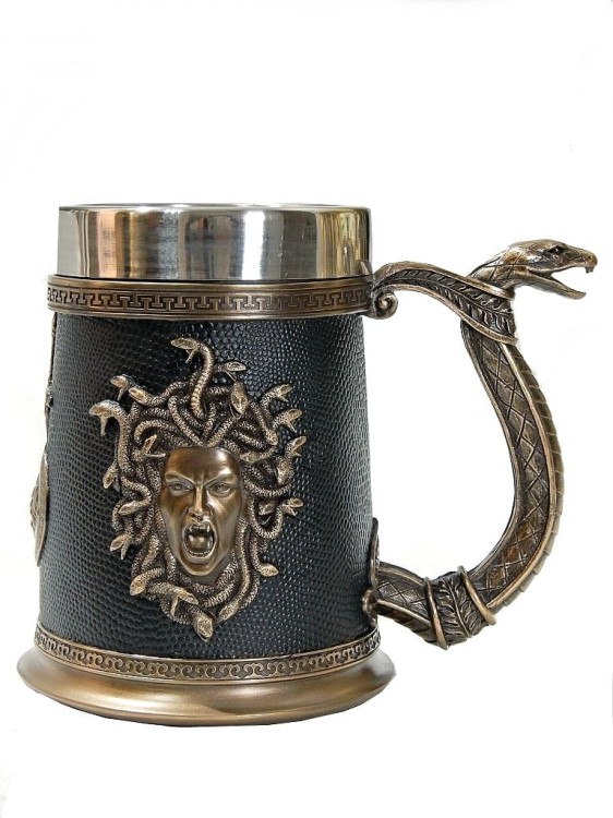 Kufel-z-Meduza-mitologia.jpg