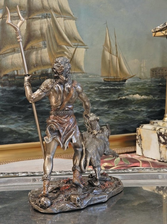 Hades rzymski Pluton figurka
