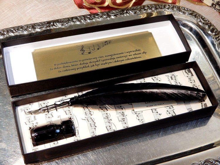 Piękne połączenie muzyki i pisma – zestaw dla artystycznych dusz.JPG