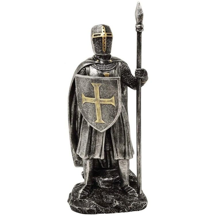 Solidna figurka rycerza z tarczą i hełmem, doskonała ozdoba dla fanów rekonstrukcji