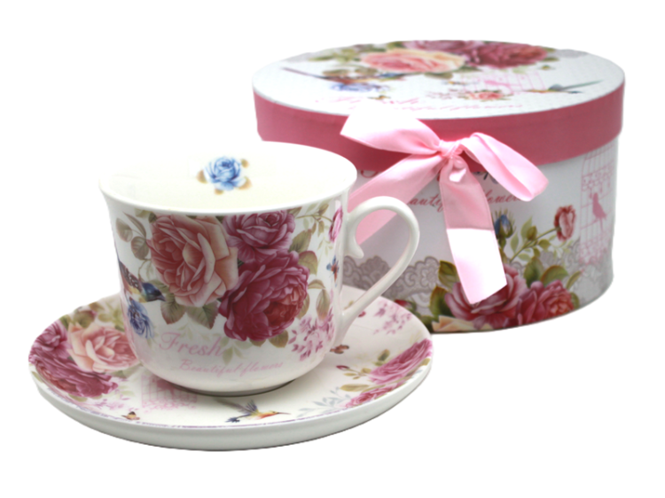 Filiżanka porcelanowa w róże, prezent na dzień babci