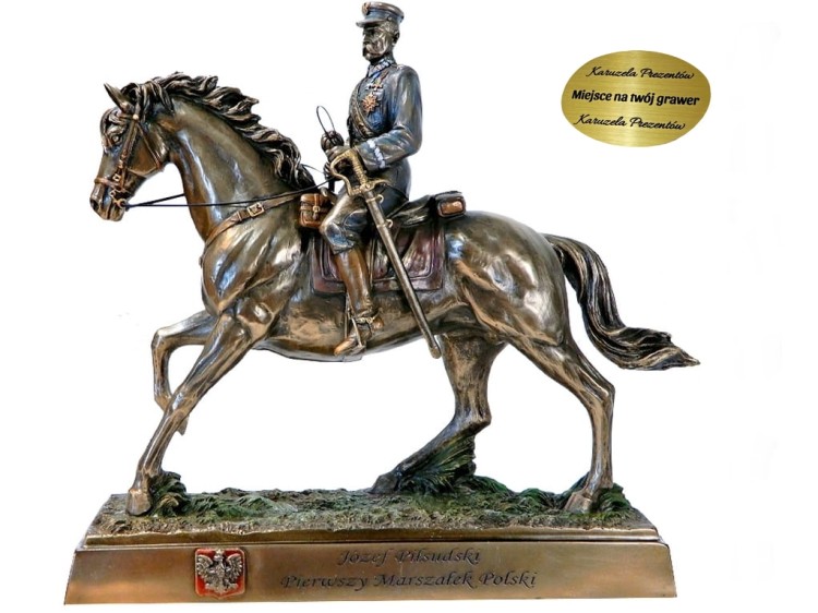 Józef Piłsudski marszałek na koniu