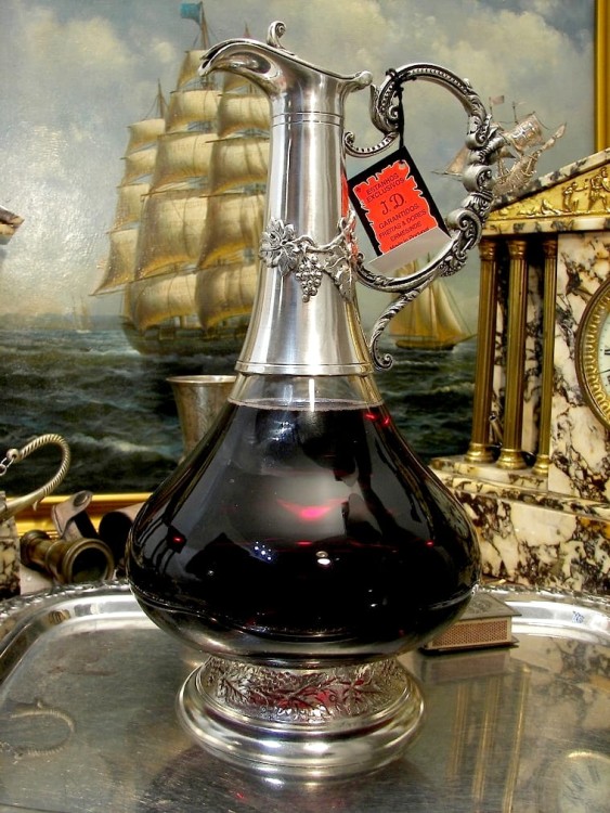 ekskluzywny prezent karafka na wino