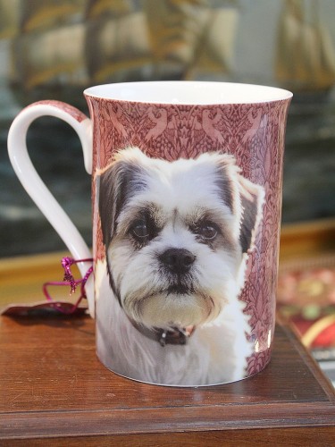 Elegancki kubek bone china dla miłośniczki małych psów