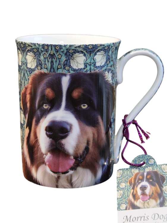 Kubek z Berneńskim Psem Pasterskim z porcelany kostnej 350 ml
