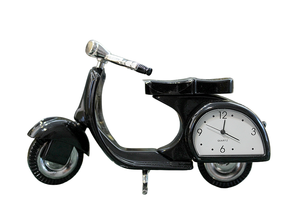 Skuter retro z zegarkiem, gadżet na półkę dla miłośnika skuterów.