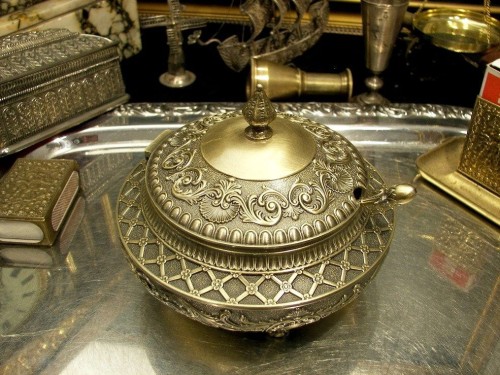 cukiernica renesansowa mosiądzowana na prezent