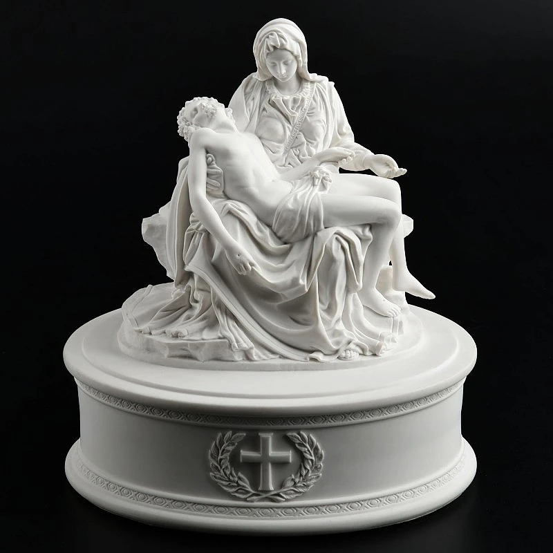 urna-pieta-mala.jpg