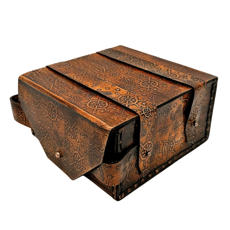 piekny-sekstant-mosiezny-retro-w-skorzanym-etui (7).png