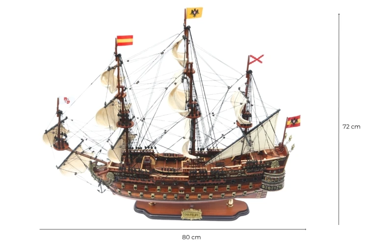 Model San Felipe z detalami pokładu, masztami, olinowaniem oraz dekoracyjnymi elementami historycznego okrętu