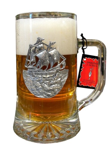kufel kapitana z okrętem Santa Maria