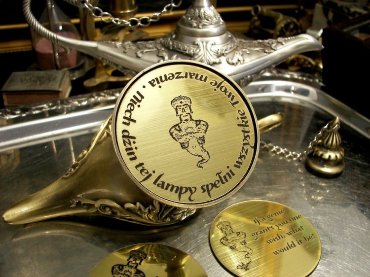 lampa alladyna z dedykacją grawerowaną