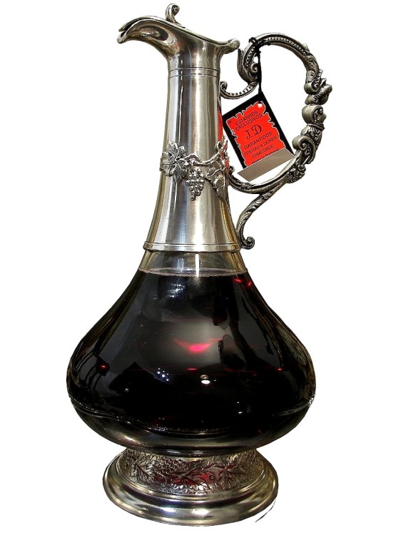 Klasyczna karafka na wino z Portugalii