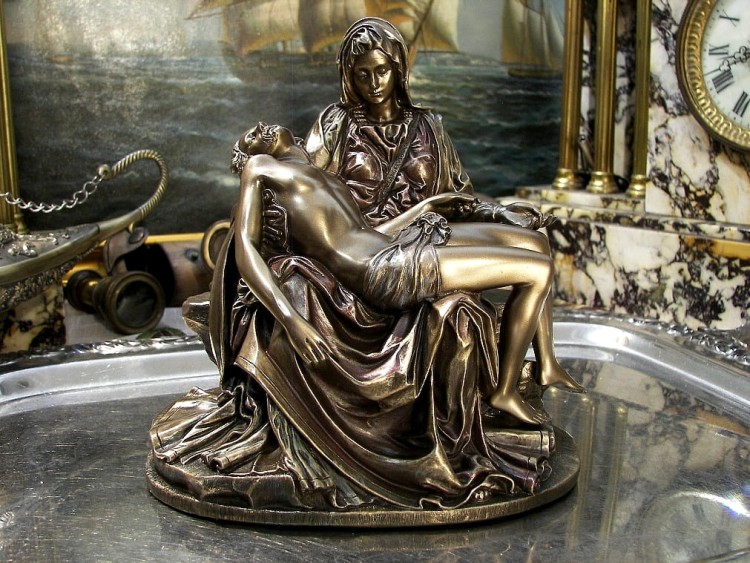 prezent dla księdza pieta watykańska