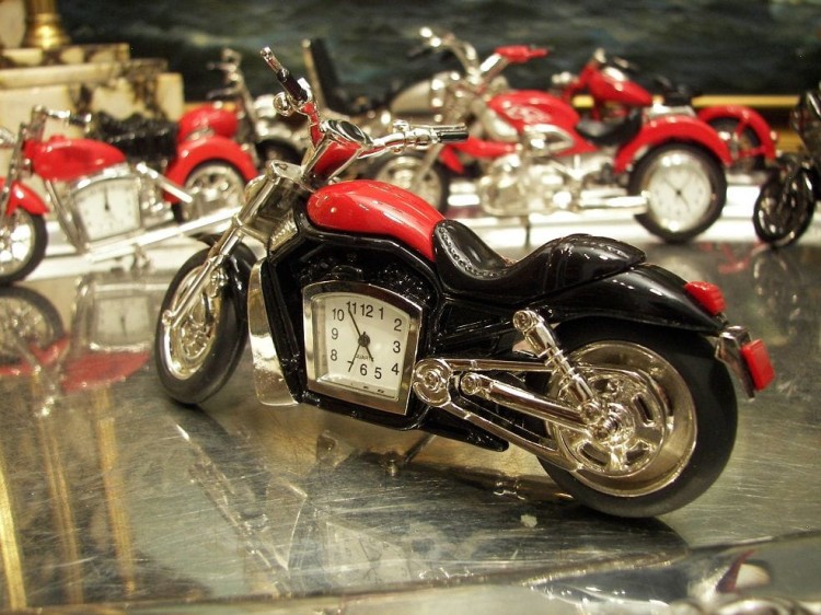urodziny motocyklisty motor z zegarkiem