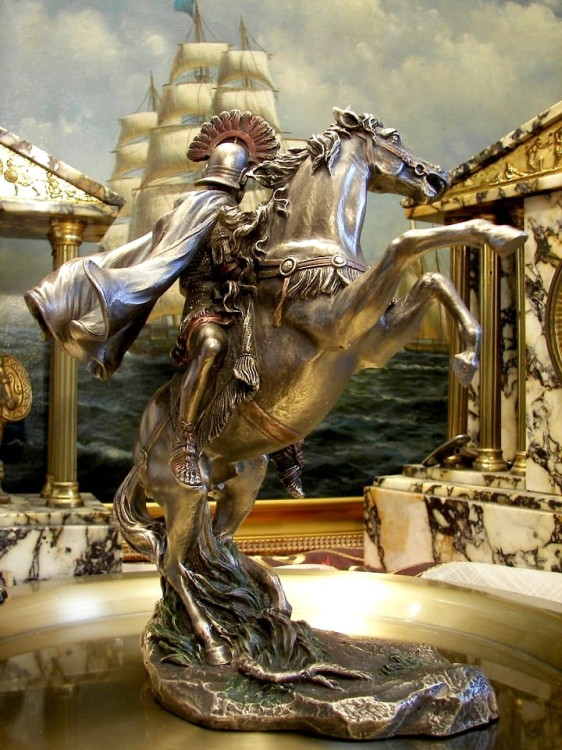 centurion, centurion na koniu, legionista rzymski, legionista, żołnierz, dowódca,  starożytny żołnierz, wojak, pomysł na prezent, prezent z epoki, figurka, rzeźba, veronese,