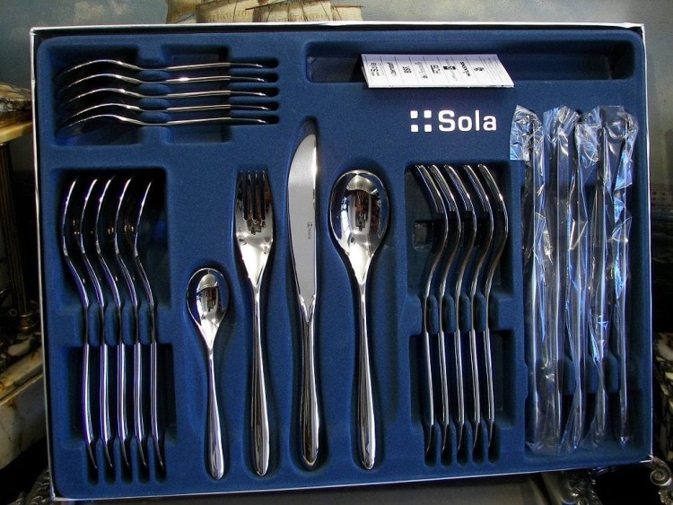 Szwajcarskie sztućce obiadowe SOLA